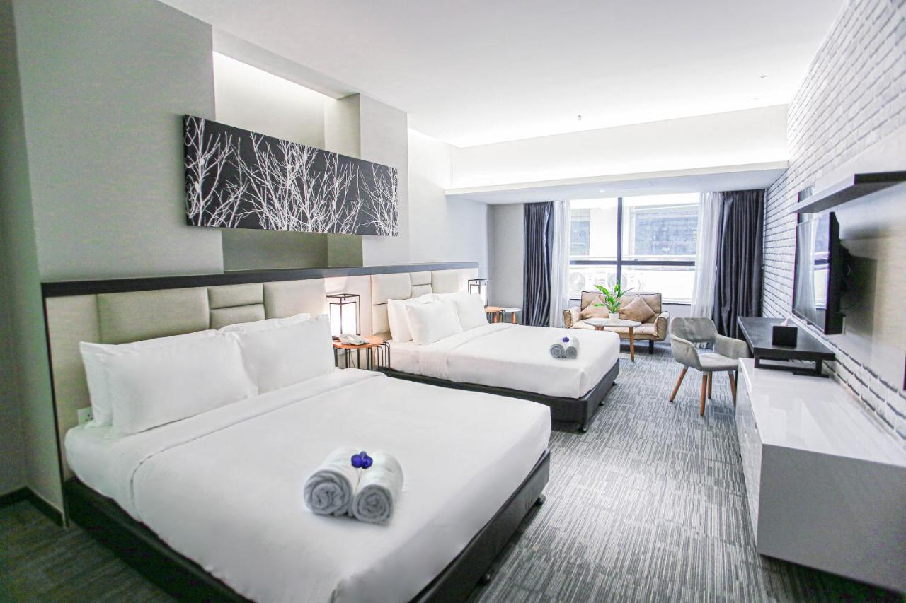 Fives Hotel Dnp Johor Bahru Exterior photo